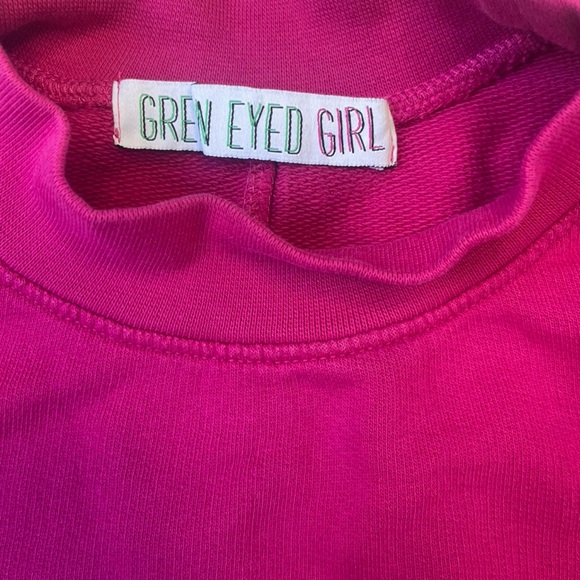 Green Eyed Girl Cropped Long Sleeve Pink Sweatshirt – Size Medium – Mock Neck, B - Picture 4 of 11